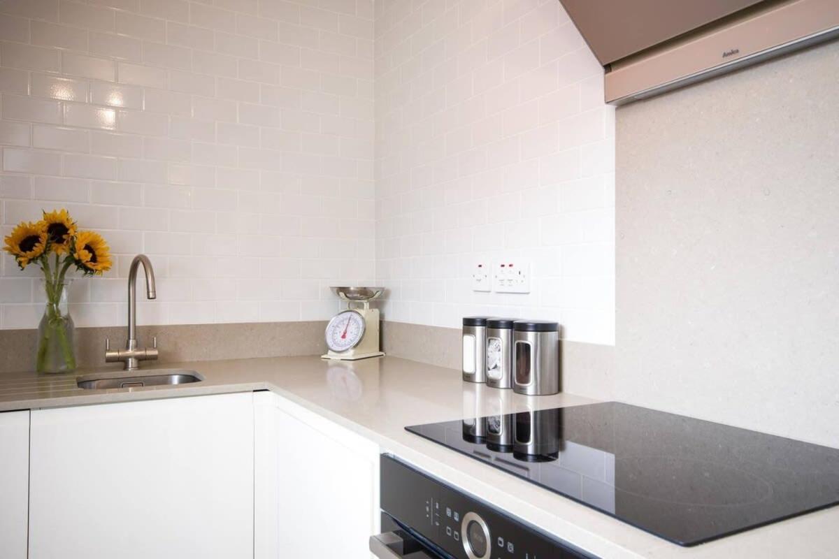 Modern Apartment In The Heart Of Oxford With Secure Underground Parking Exteriér fotografie