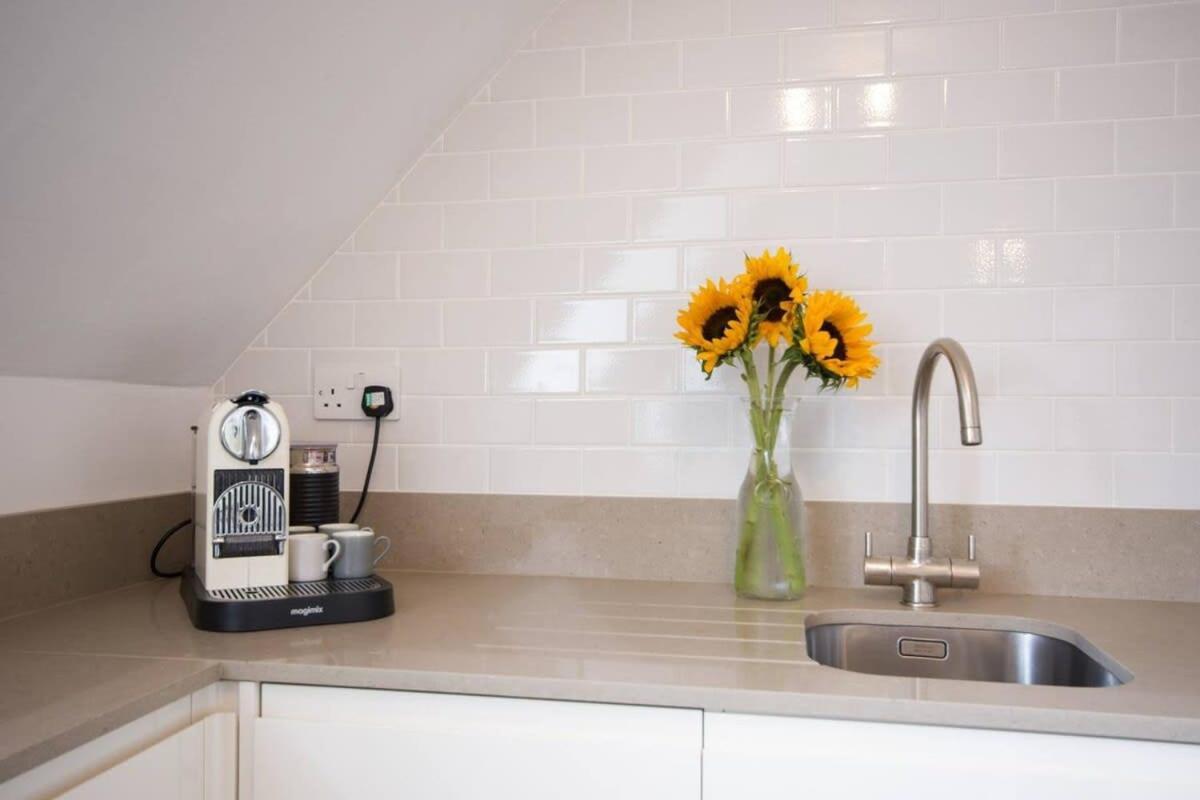 Modern Apartment In The Heart Of Oxford With Secure Underground Parking Exteriér fotografie